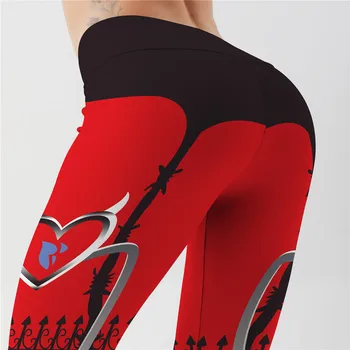 Новые сексуальные леггинсы с сердечками, женские красные черные спортивные брюки в стиле пэчворк, женские леггинсы для фитнеса с модным принтом